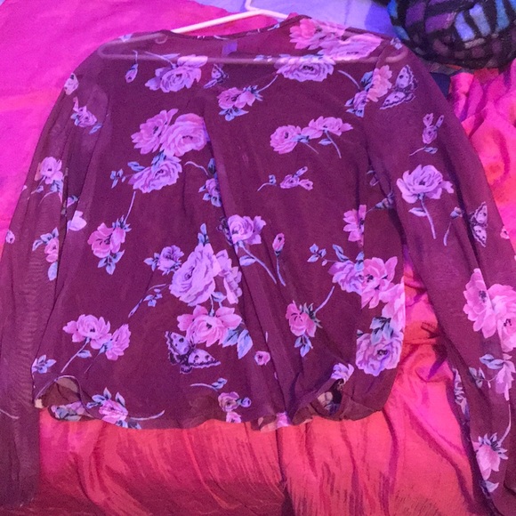 Blouse - Picture 2 of 2